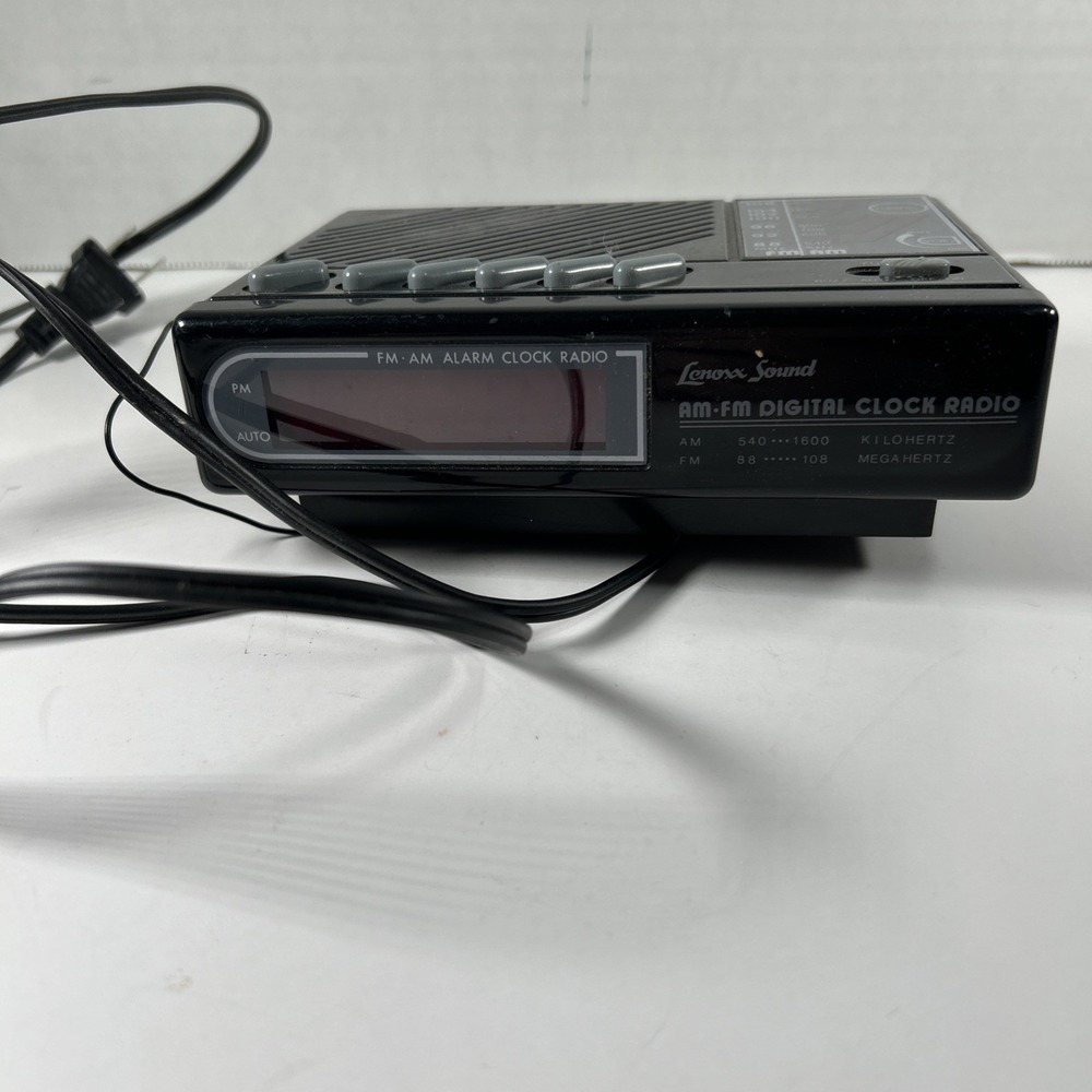 Lenox Sound‎ 80's Clock Radio Black